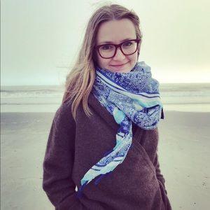 Meet your Posher, Jenya